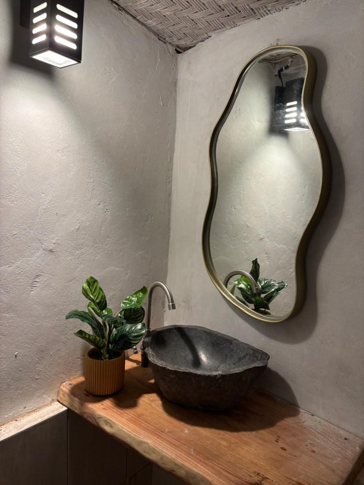 Kaje Cottage & Restaurant Tanglad Екстериор снимка